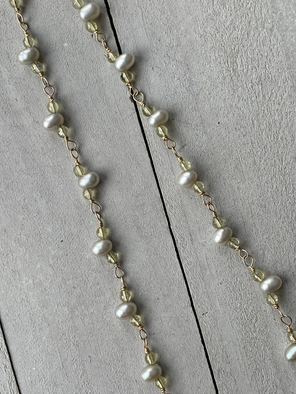 Fairy Chain Necklace - Quartz/Pearl
