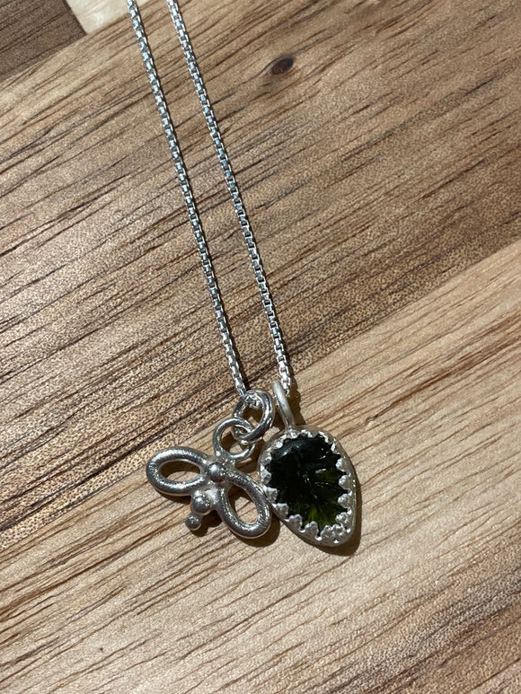 Leaf charm pendant